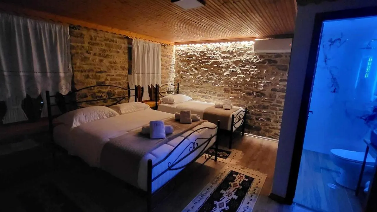 Guest House Hasko Gjirokastër Alojamento de Acomodação e Pequeno-almoço