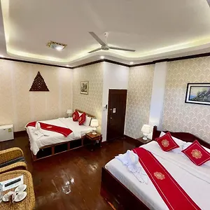 Phathana Royal View Pensión Luang Prabang
